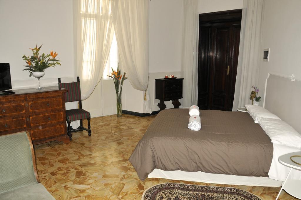 Alibrandi Palace Civitavecchia Oda fotoğraf